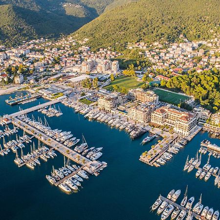 טיווט Porto Montenegro Residences מראה חיצוני תמונה