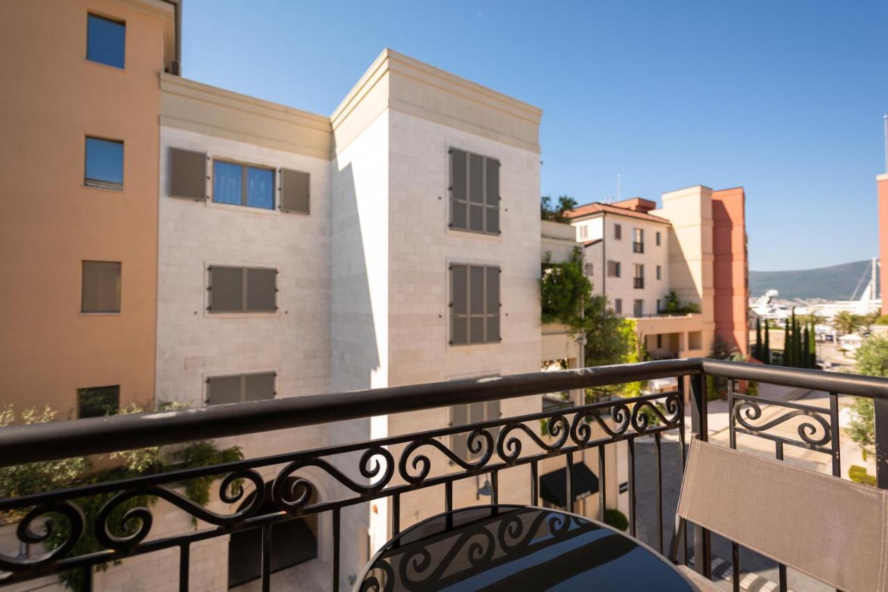 טיווט Porto Montenegro Residences מראה חיצוני תמונה