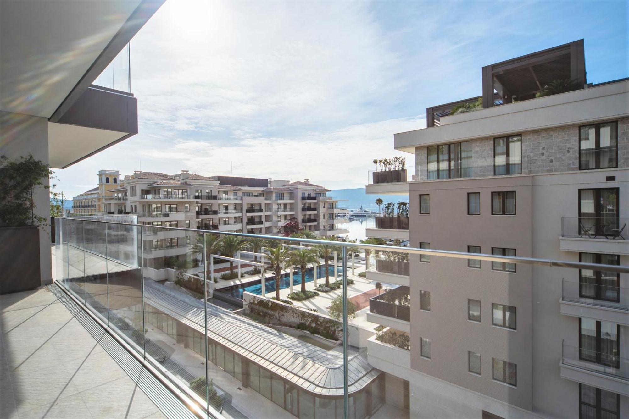 טיווט Porto Montenegro Residences מראה חיצוני תמונה